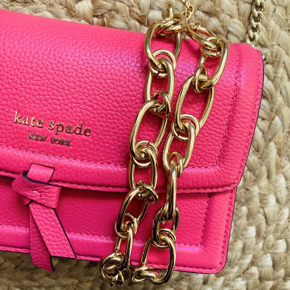 Gold Chain link